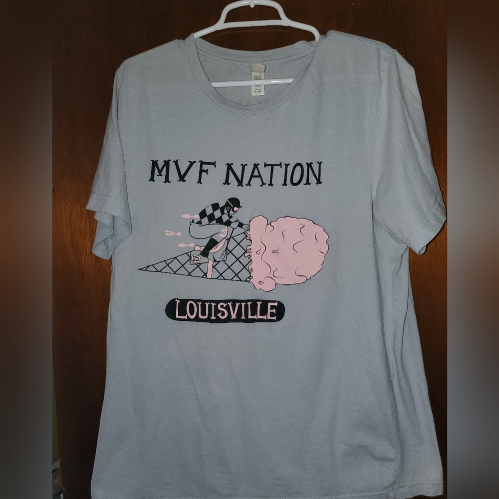 Man vs Food Nation Louisville T-shirt (XL)
